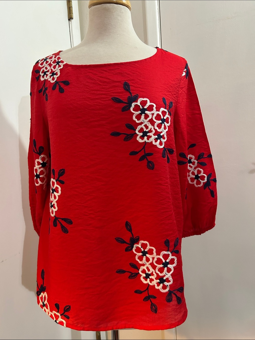 Red Floral Embroidered Long Sleeve Women's Top
